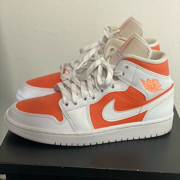 JORDAN 1 MID - Picture 5 of 6